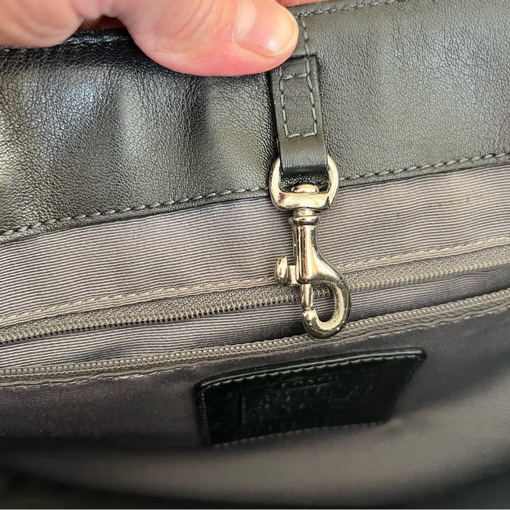 Coach fabric shoulder bag - Picture 9 of 16